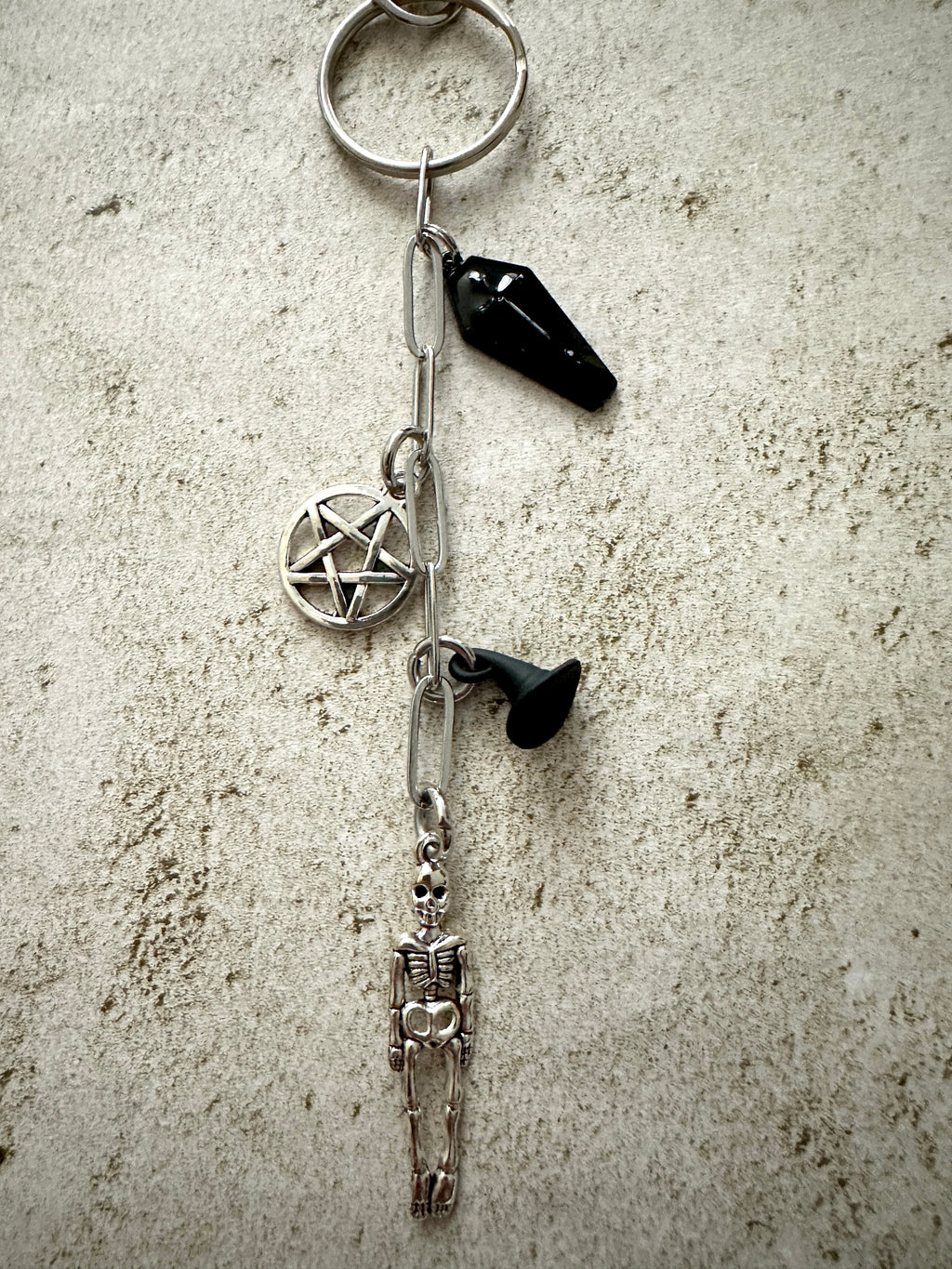 Spooky Horror Bag Charm Keychain - The misfit market