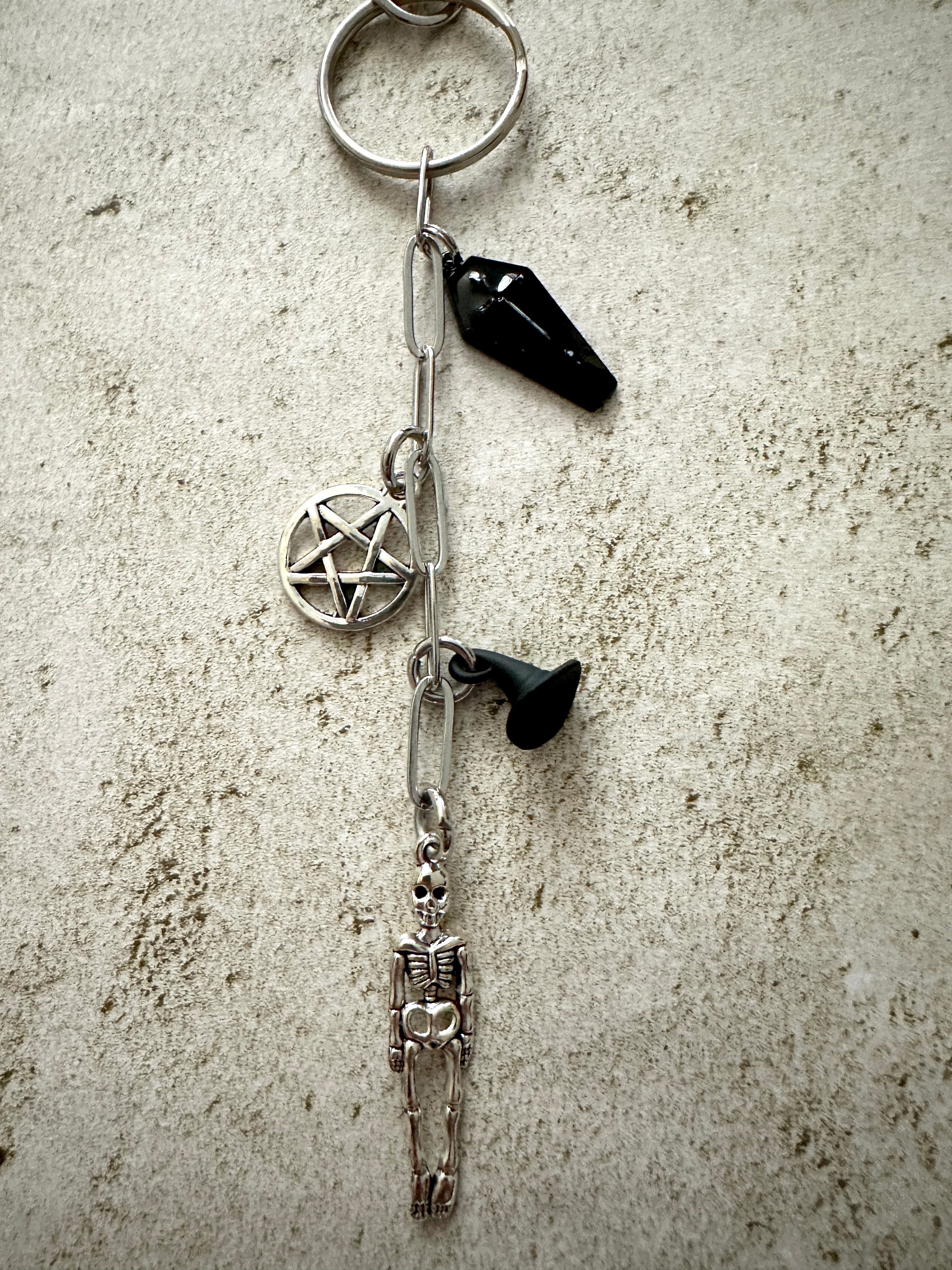 Spooky Horror Bag Charm Keychain - The misfit market