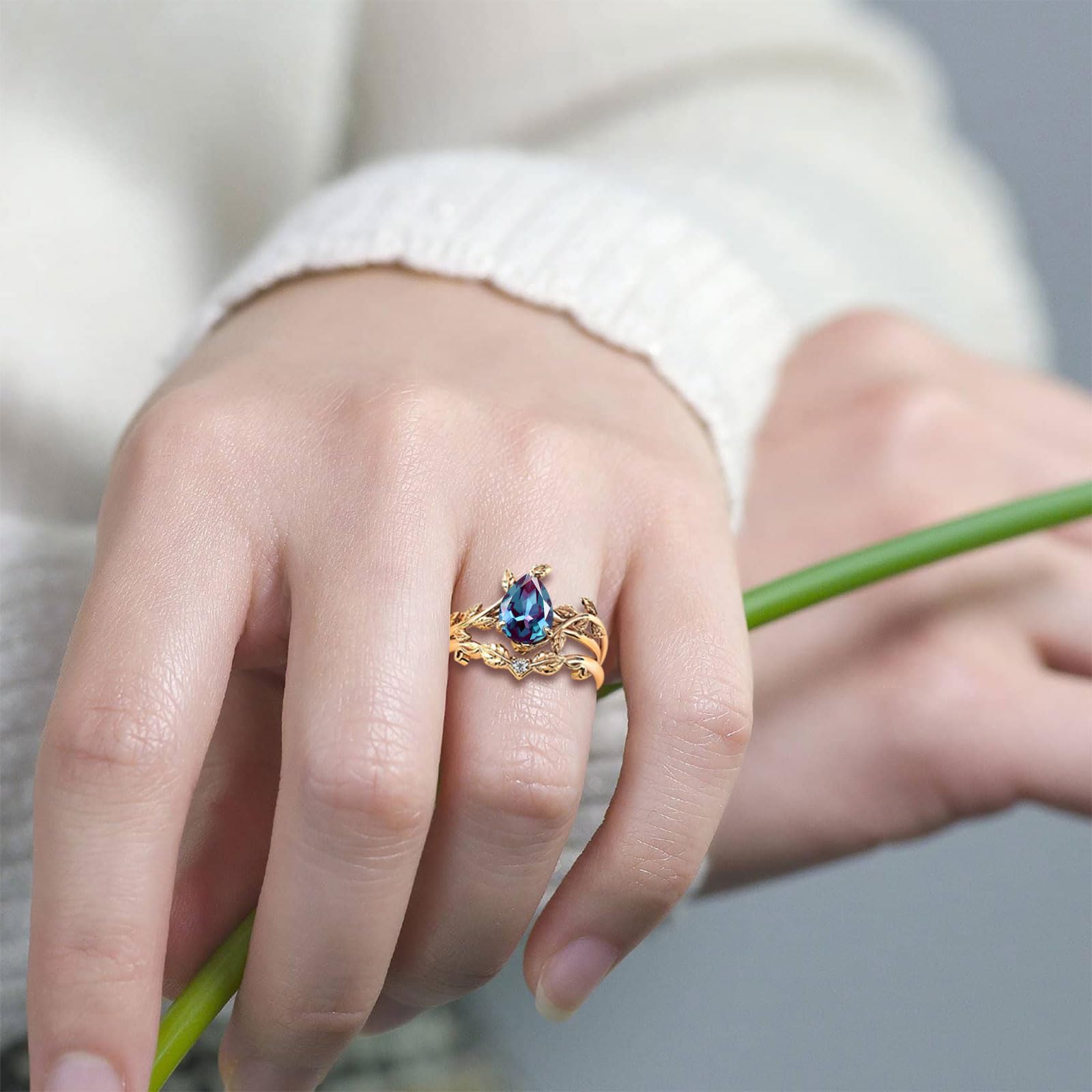 Solid Gold Vintage Bridal Ring Set: A Timeless Gift for Her - The misfit market