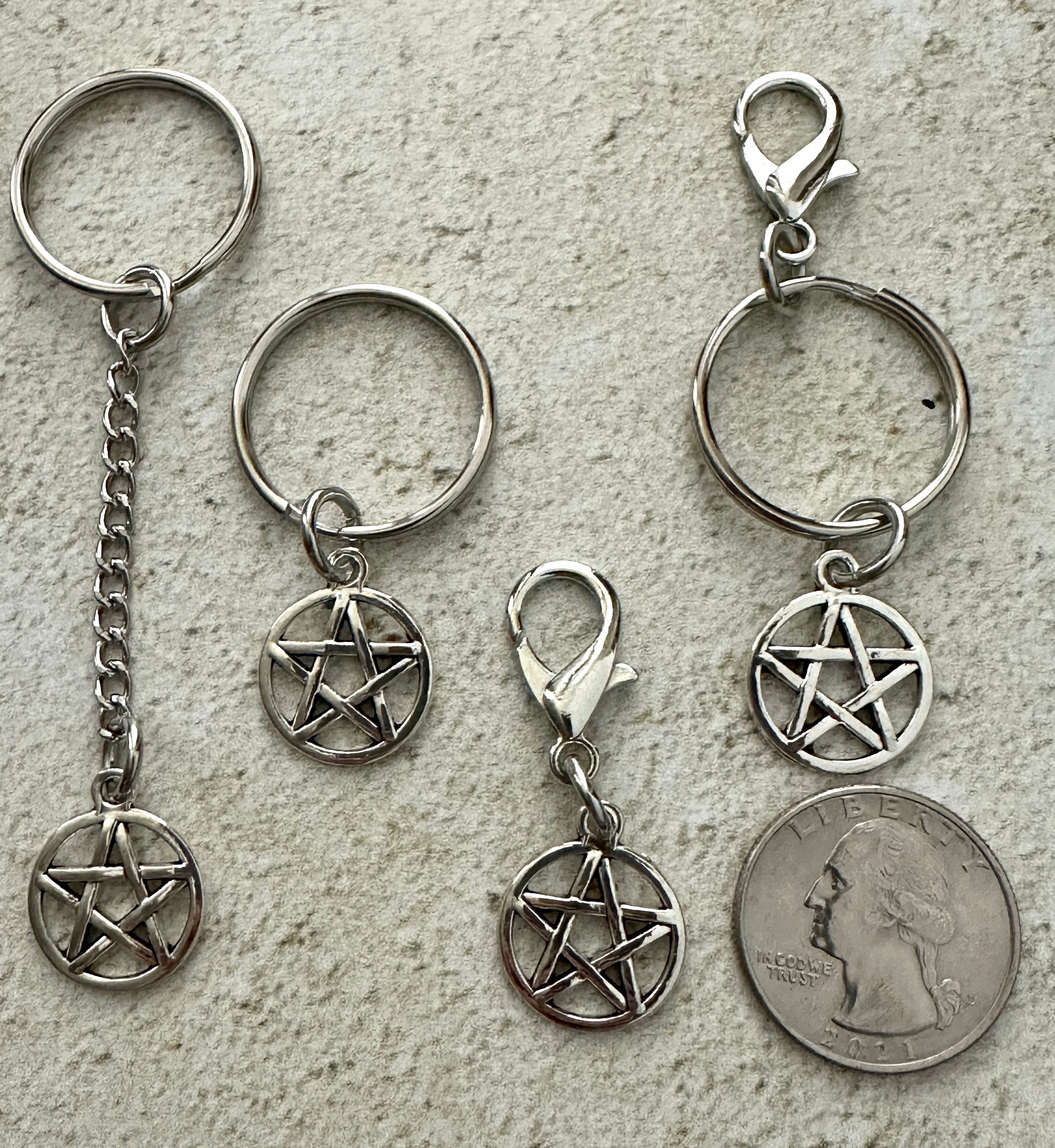 Witchy Pentacle Zipper Pull Bag Charm Keychain - The misfit market
