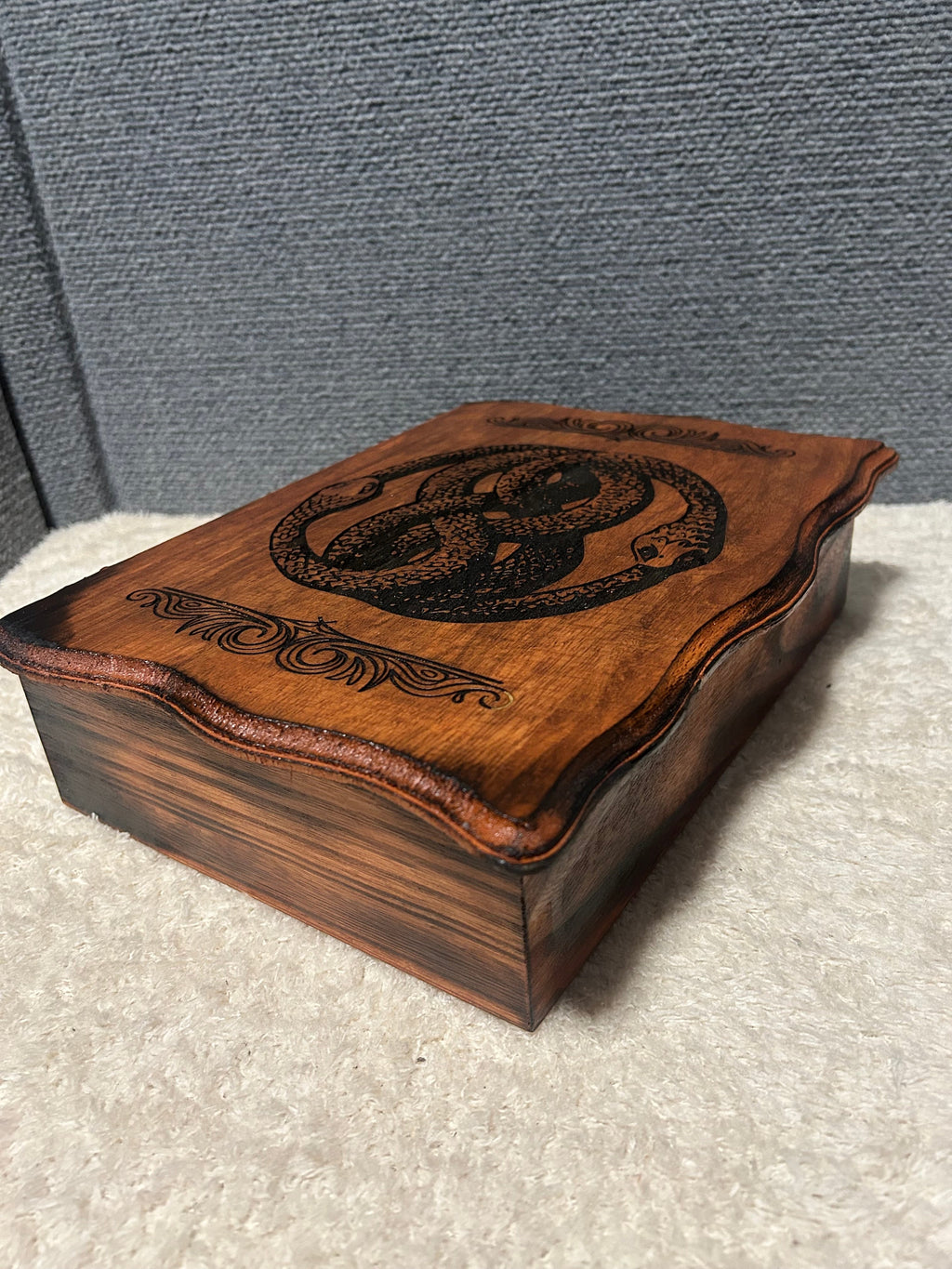 Ouroboros Box