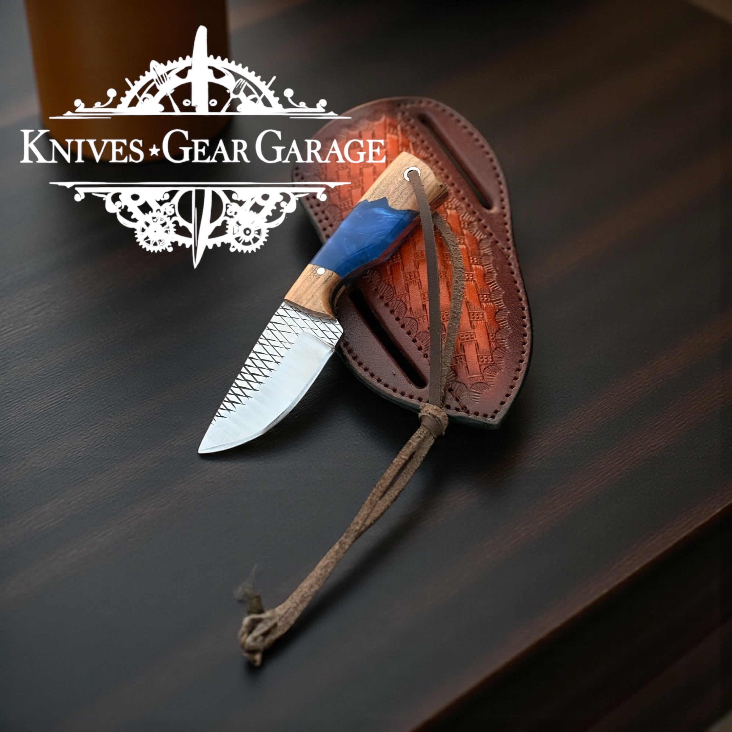 Classic Cowboy Knife – 2.5" Rasp Steel Blade with Olivewood & Blue Epoxy Resin Handle - The misfit market