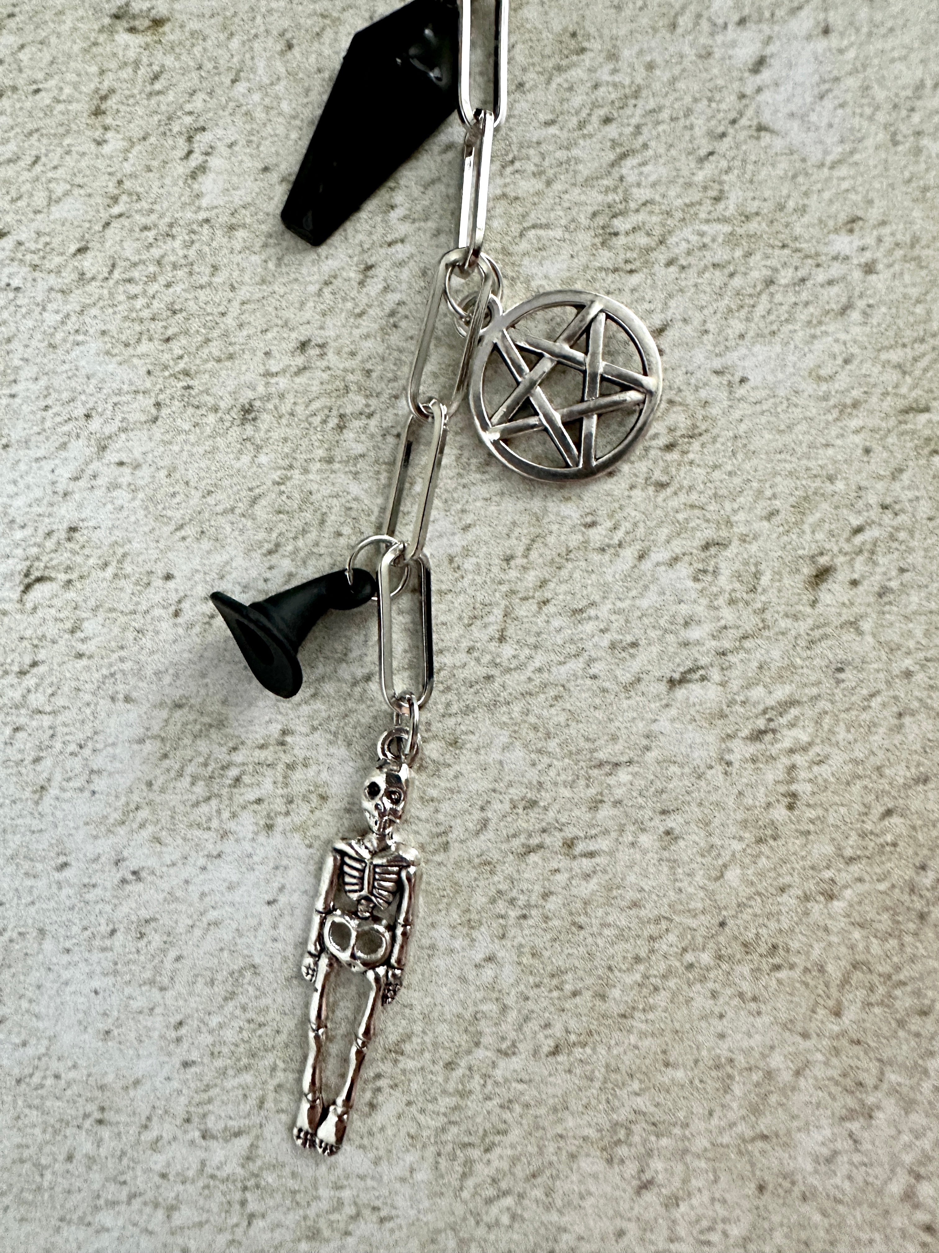 Spooky Horror Bag Charm Keychain - The misfit market