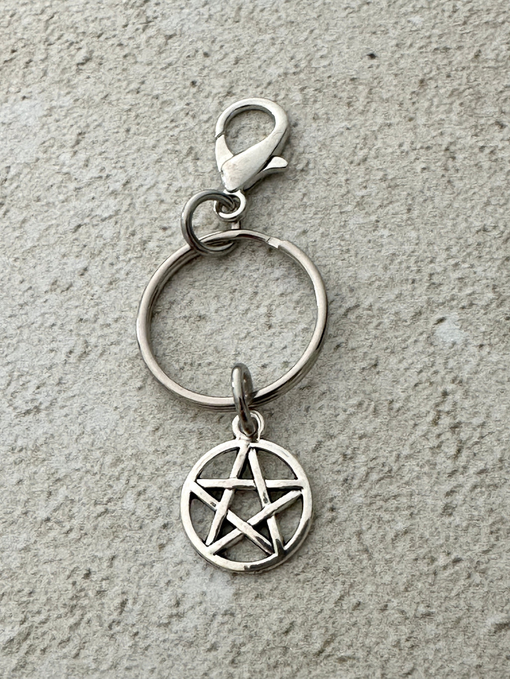 Witchy Pentacle Zipper Pull Bag Charm Keychain - The misfit market