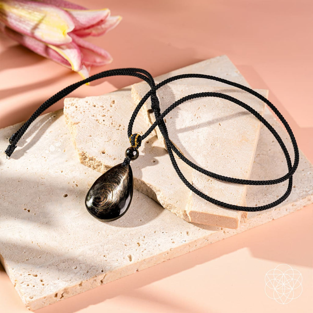 The ﻿Hypersthene Millionaire Manifestation Pendant - The misfit market