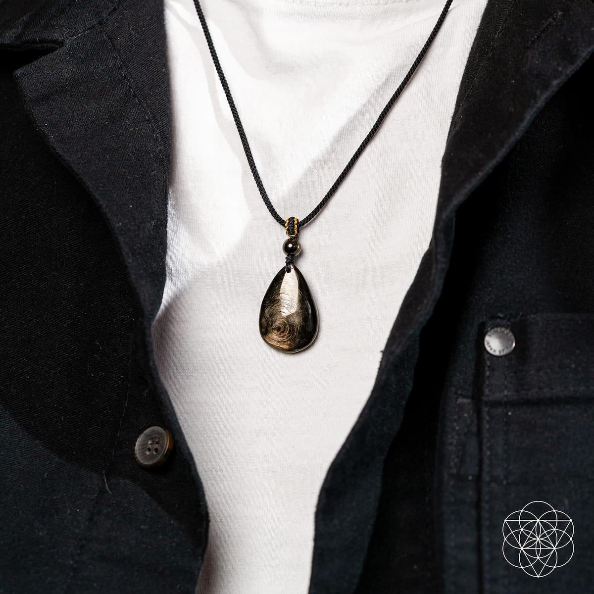 The ﻿Hypersthene Millionaire Manifestation Pendant - The misfit market