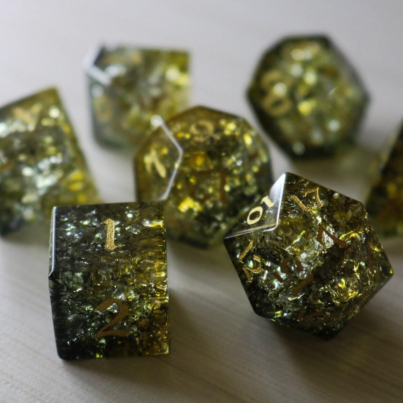 Dark Sun (Green And Yellow) Forge Fire Glass DND Dice Set - The misfit market