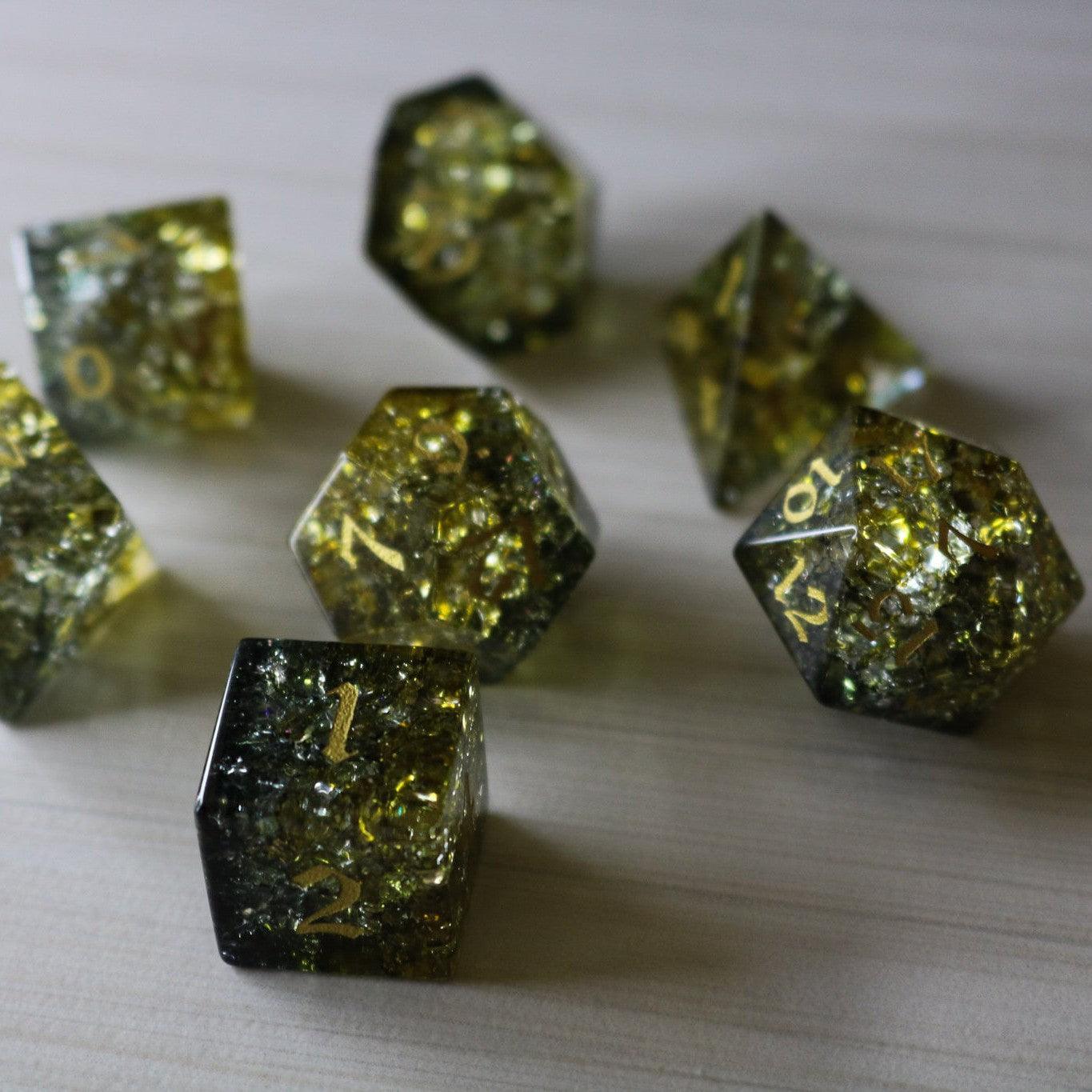 Dark Sun (Green And Yellow) Forge Fire Glass DND Dice Set - The misfit market
