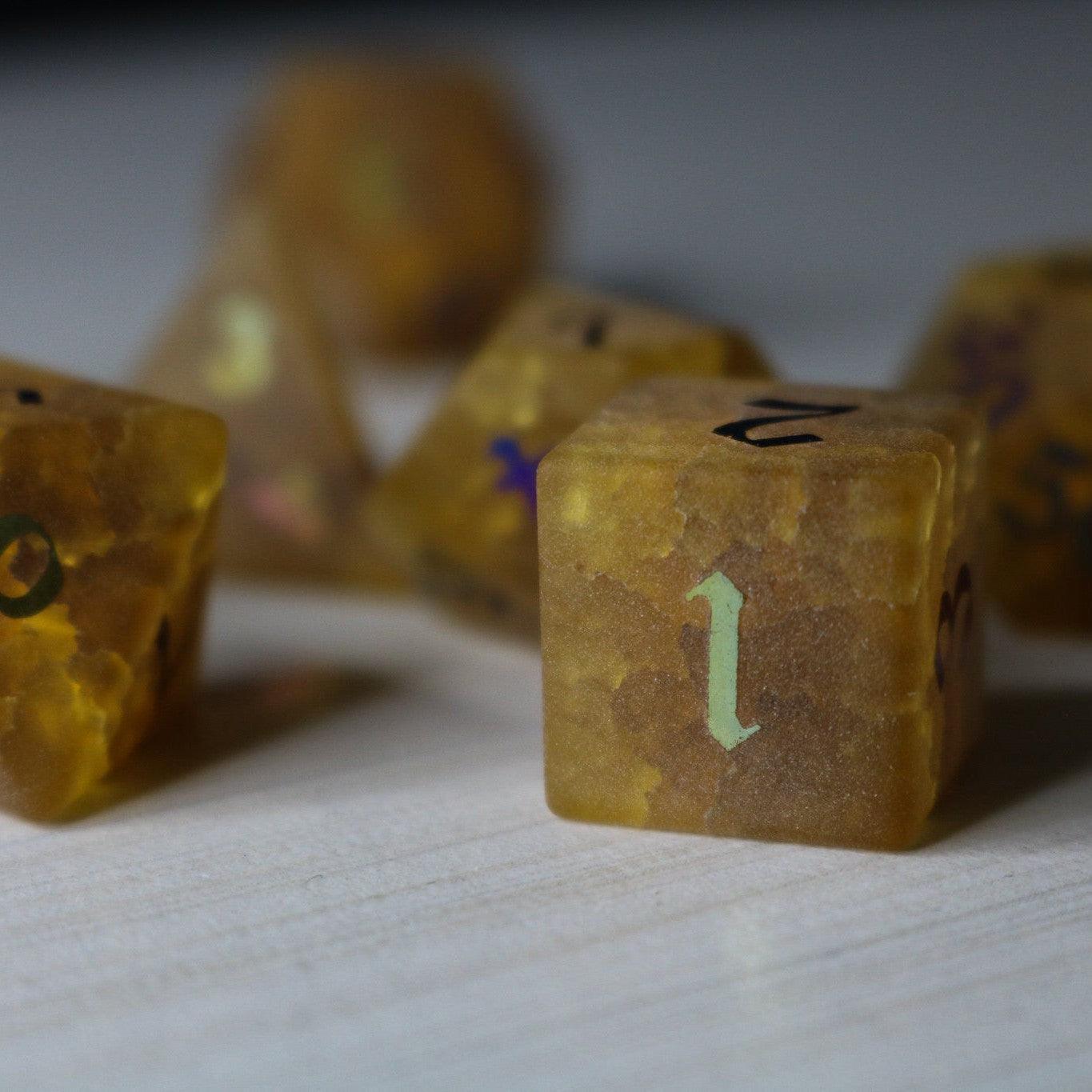 Orange Halloween Pumpkin Inked Lightning Cracked Glass DND Dice Set - The misfit market