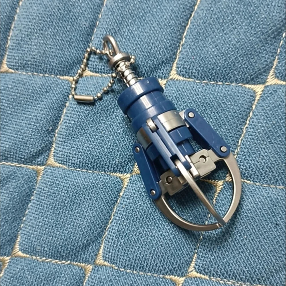 Creative Mini Doll Machine Claw Keychain For Women Plastic Material Fingertip Gripper Girls Bag Pendant Keyring Jewelry N908 - The misfit market
