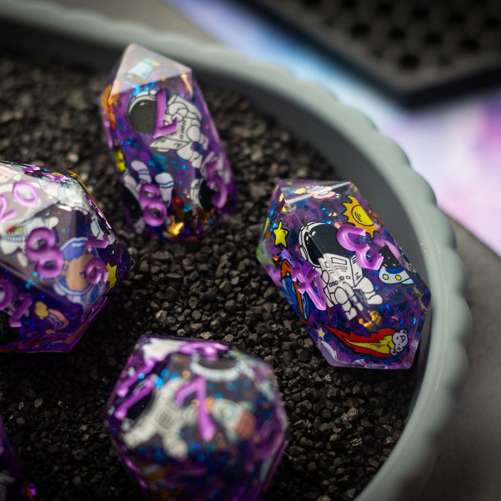 Space Bear Handmade Resin DND Dice Set - The misfit market