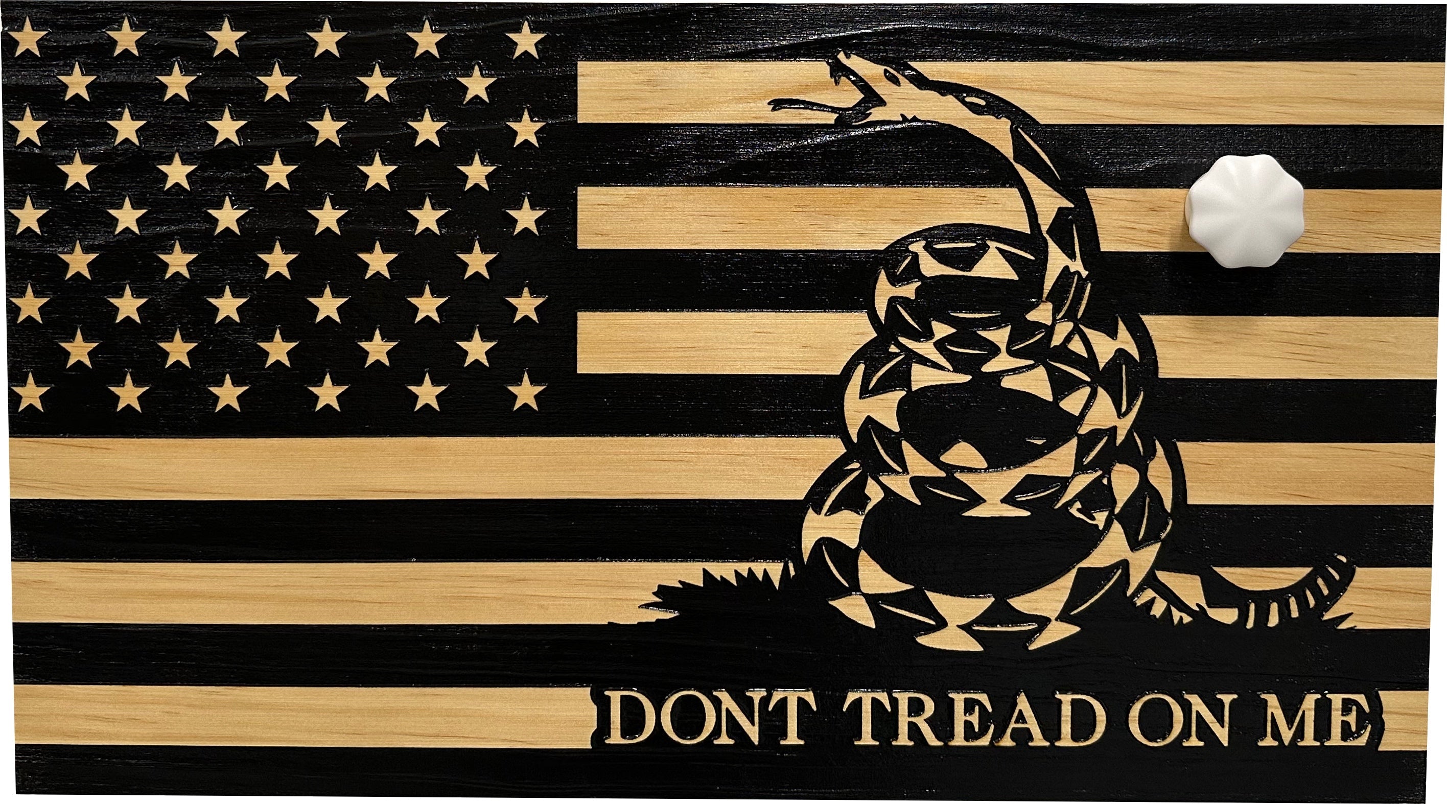 Dont Tread On Me Secure Decorative Wall-Mounted Gun Cabinet (Stripes) - The misfit market