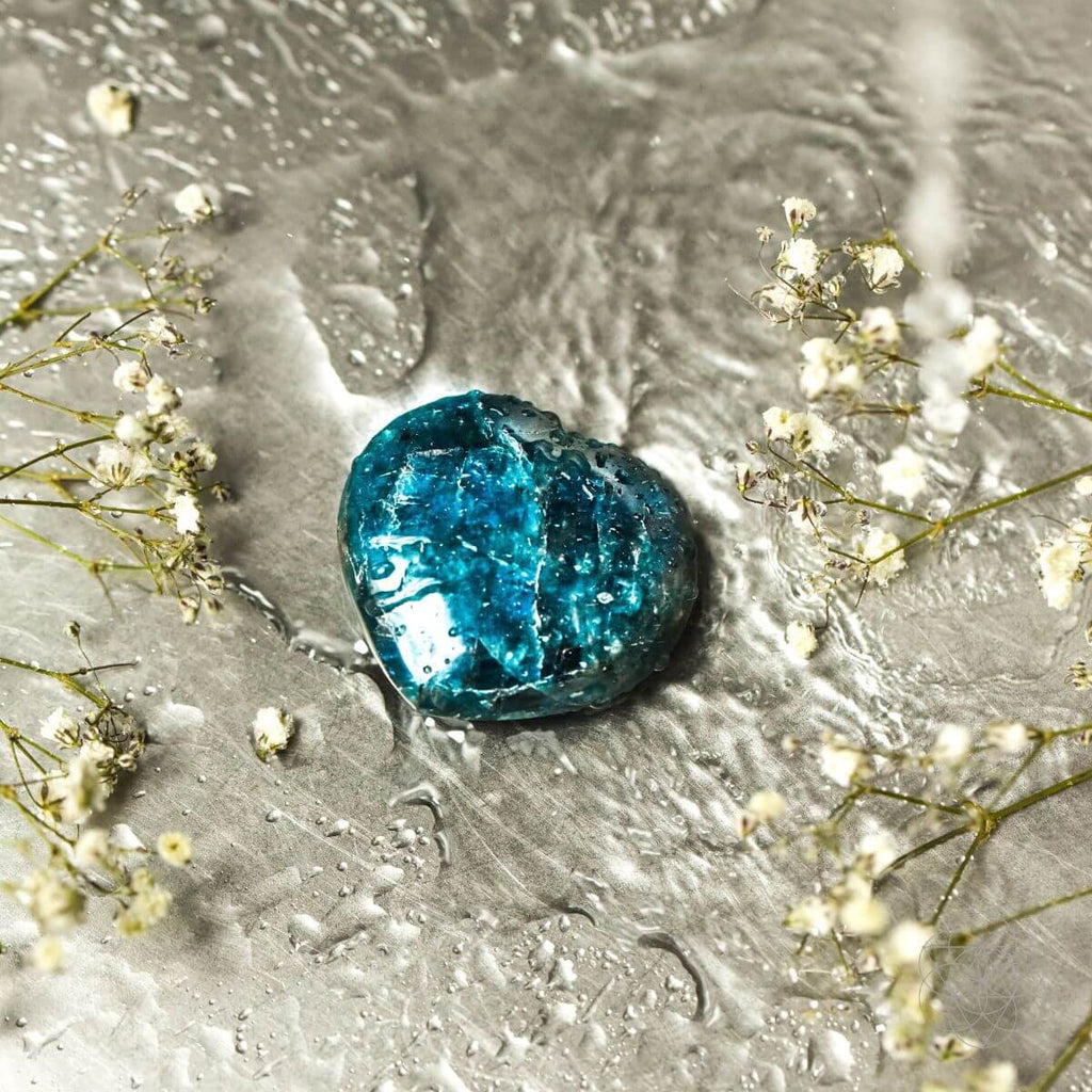 Apatite Heart of Positivity - The misfit market
