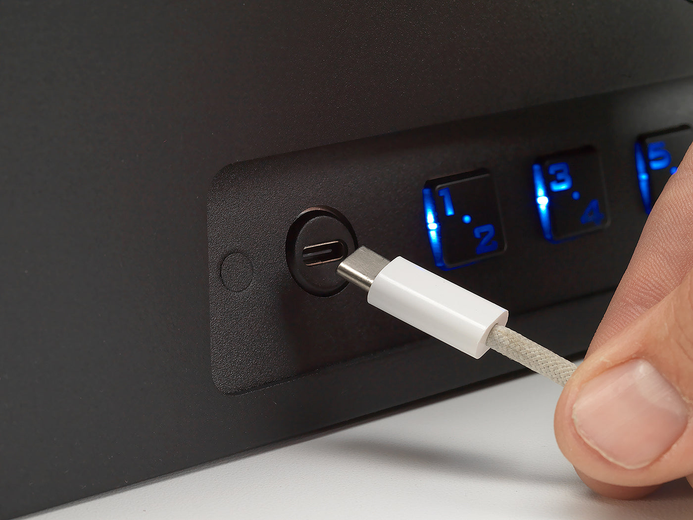 BoostedSafe Elite: Fingerprint, Key & Digital Combo - The misfit market