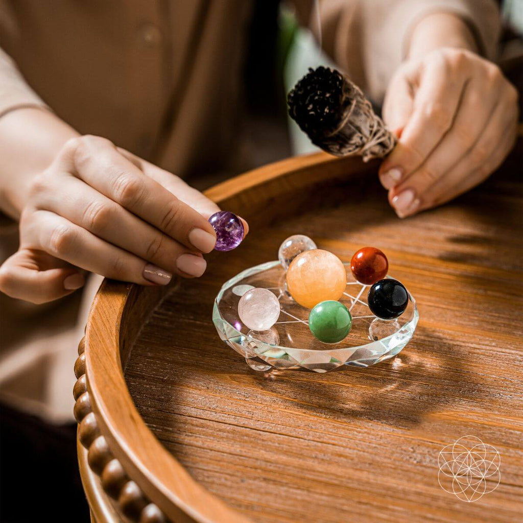 Feng Shui Crystal Ball Set - The misfit market