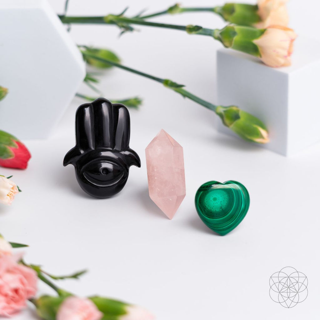 Hamsa Hand of Safe Travels: Aromatherapy Crystal Car Kit - The misfit market