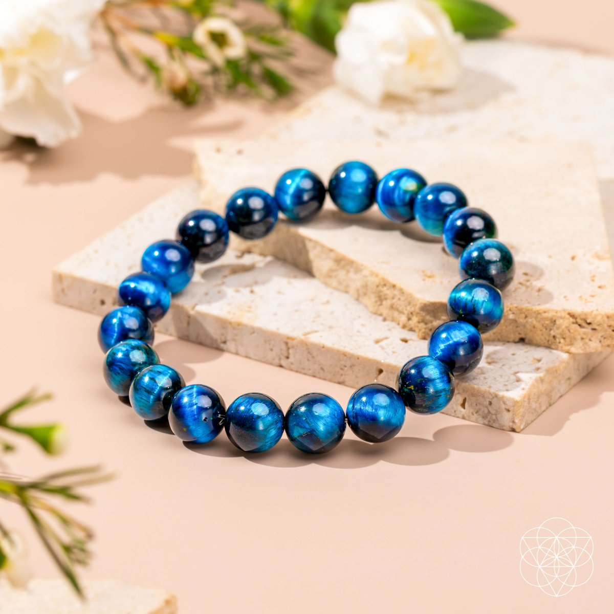 Hawk’s Focus – Royal Blue Tiger’s Eye Bracelet - The misfit market
