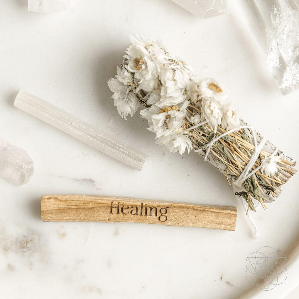 Heal My Heart - Holistic Healing Smudge Kit (5 pieces) - The misfit market