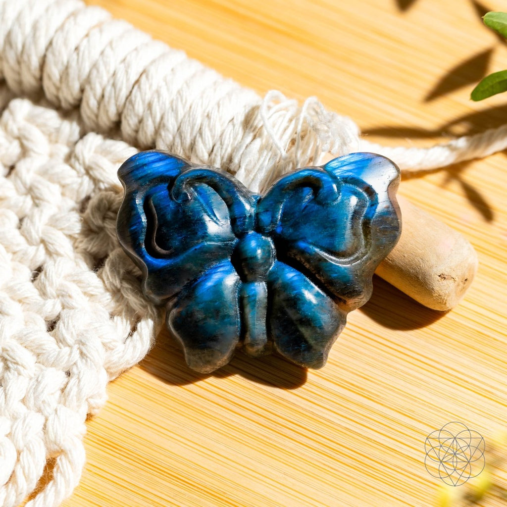I Am Reborn - Labradorite Carving of Transformation - The misfit market