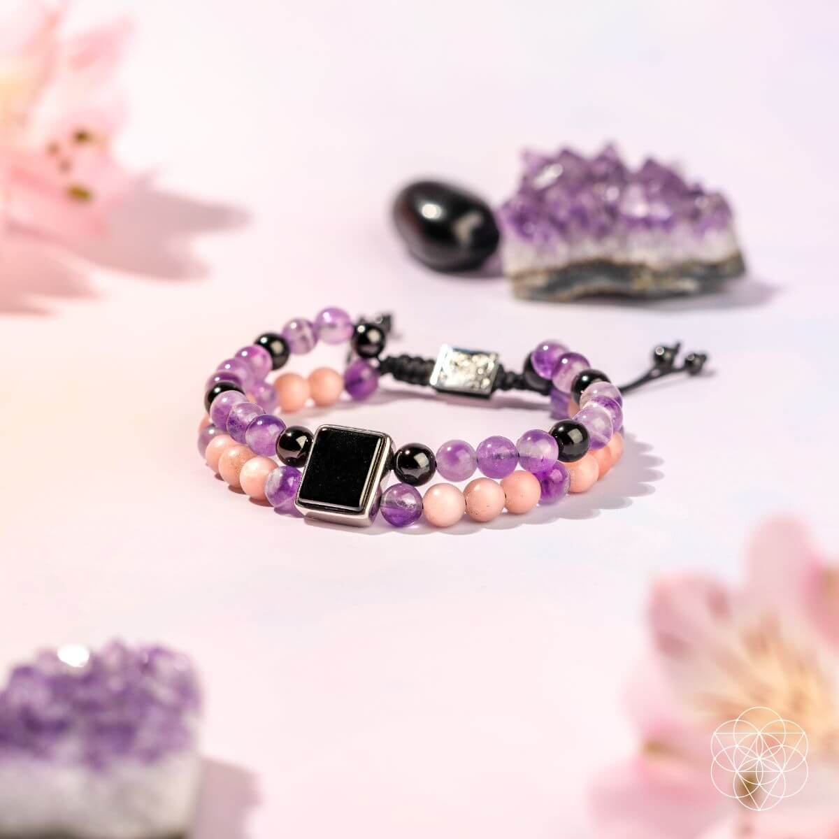 I Am Strong: Illuminating Bracelet of Feminine Power - The misfit market