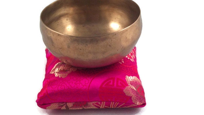 Fuchsia Singing Bowl Crystal Display Pillow - The misfit market