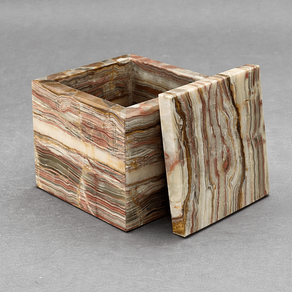 Onyx Square Box