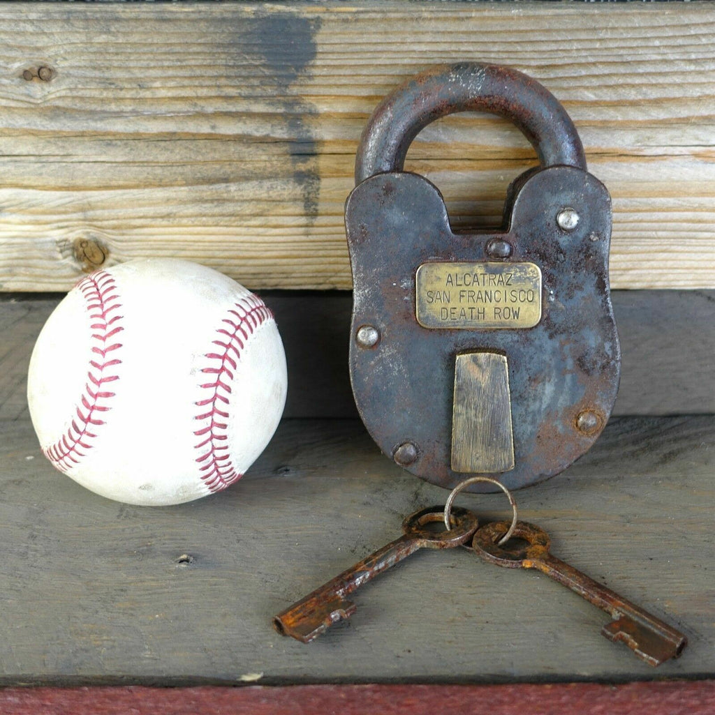 Alcatraz San Francisco Death Row 3" x 5" Cast Iron Lock & Keys, Antique Finish - The misfit market