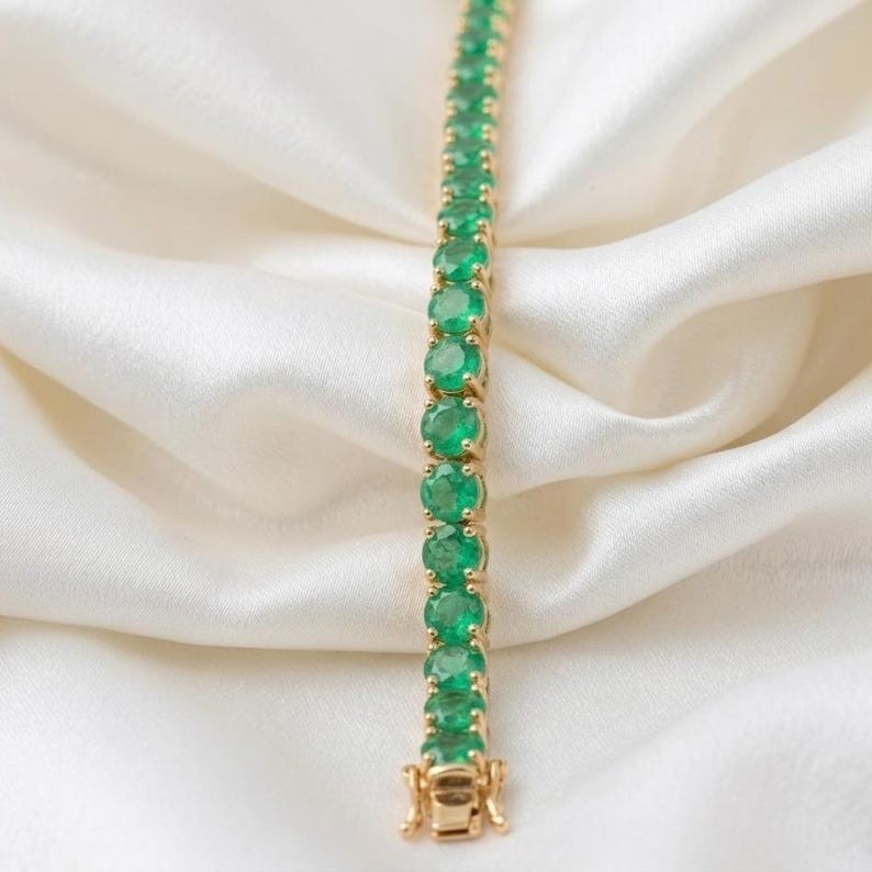 Exquisite 14k Yellow Gold Emerald Tennis Bracelet for Lasting Memories - The misfit market
