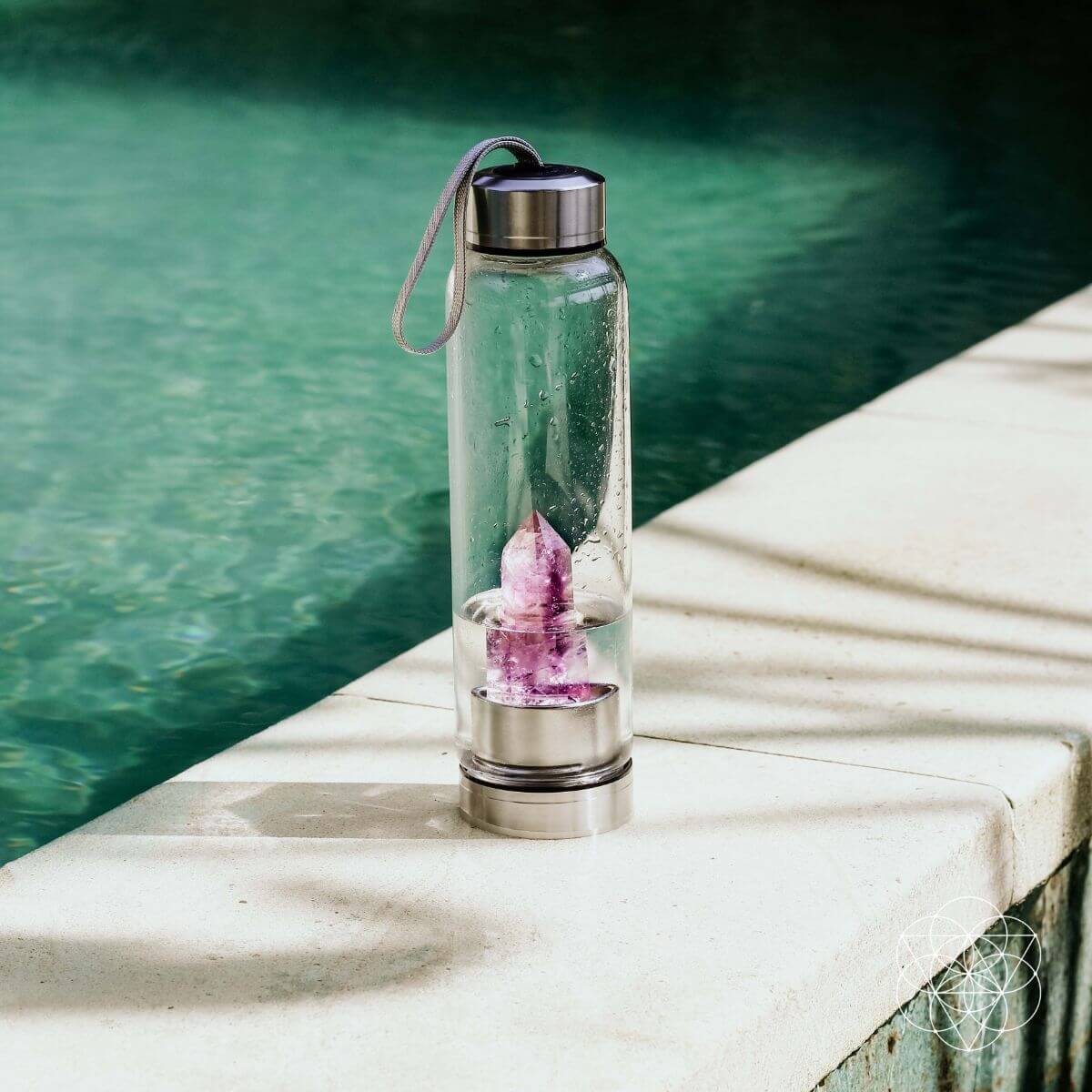 The Amethyst Healing Water Bottle - The misfit market