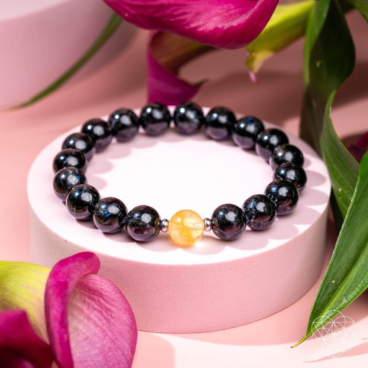The Arfvedsonite Deep Healing Bracelet - The misfit market
