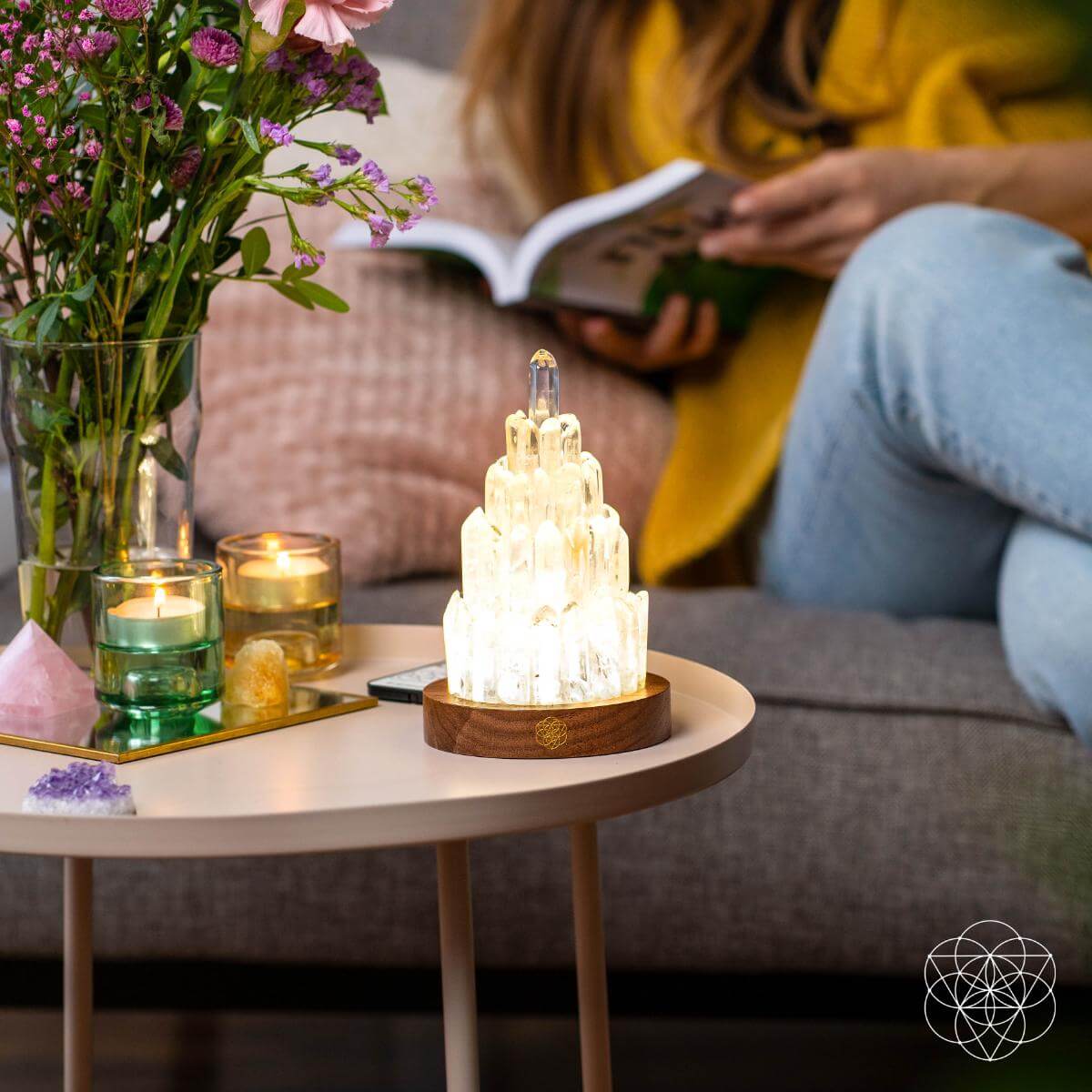 The Clear Quartz Manifestation Tower Lamp - The misfit market