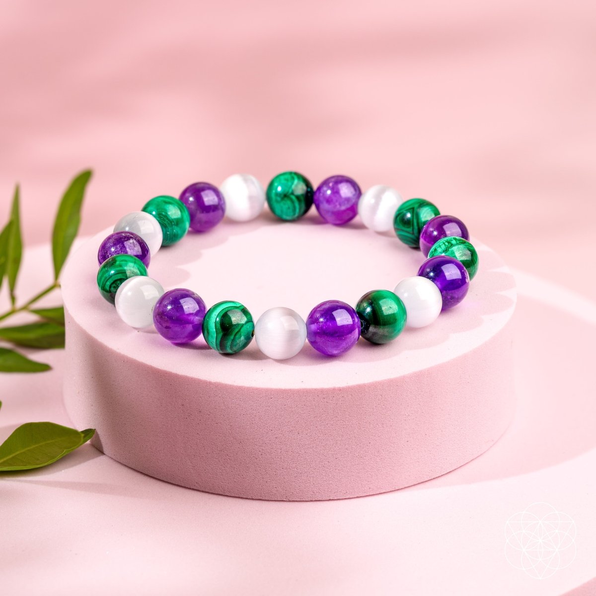 The Triple Healing Bracelet - The misfit market